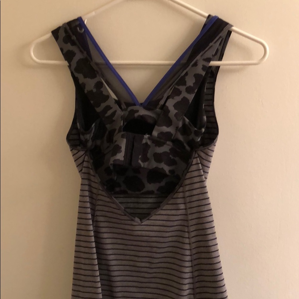 Lululemon tank - Picture 2 of 3